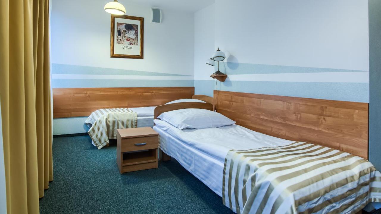 Hotel Konin 코닌 외부 사진