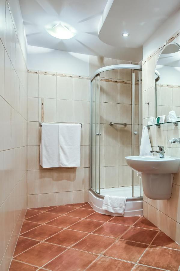 Hotel Konin 코닌 외부 사진