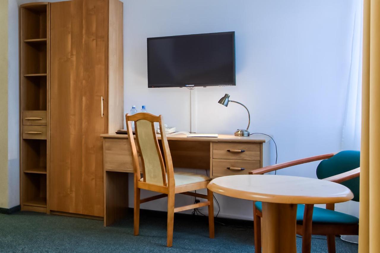 Hotel Konin 코닌 외부 사진