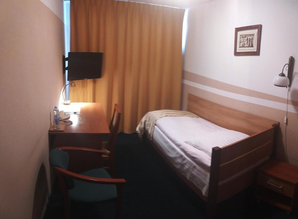 Hotel Konin 코닌 외부 사진